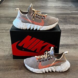 Nike Space Hippie 01 'Vast Grey Hyper Crimson' Training Shoes - Men's Size 10.5